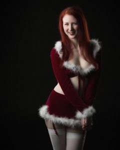 santa burlesque